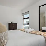 Bella Vista 305